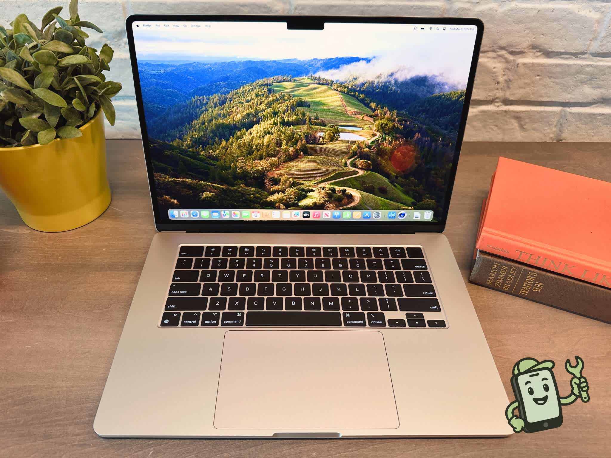MacBook Air 15" M3 — reference photo 3