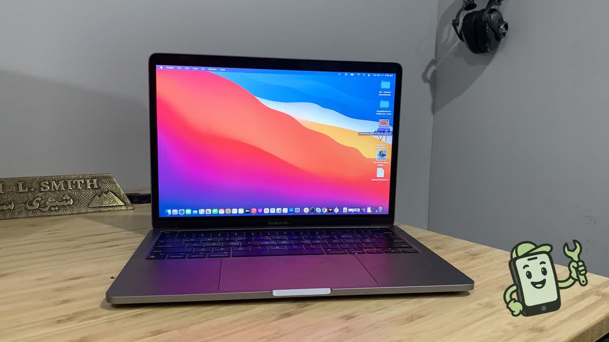 MacBook Pro 13" M1 — reference photo 4