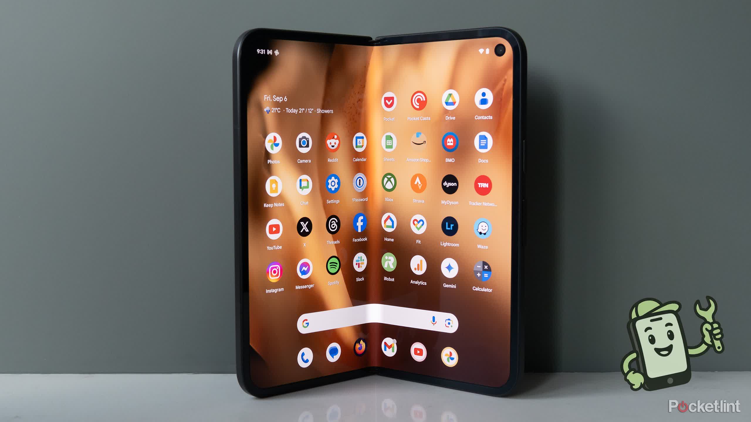 Pixel 9 Pro Fold — reference photo 2